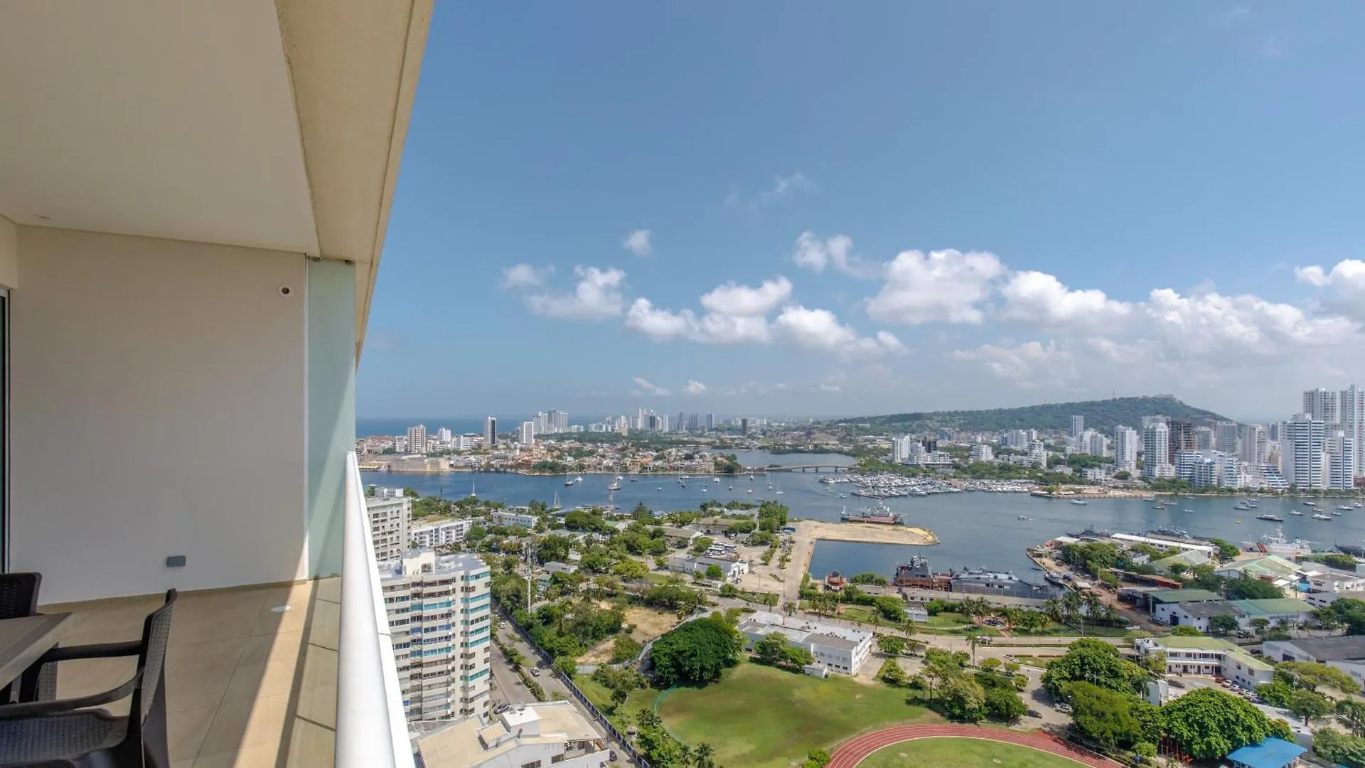 Apartamentos En Edificio H2 Bocagrande Cerca Al Mar Cartagena Colombia