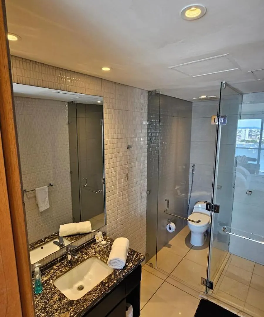 Apartamentos En Edificio H2 Bocagrande Cerca Al Mar Cartagena 0*,