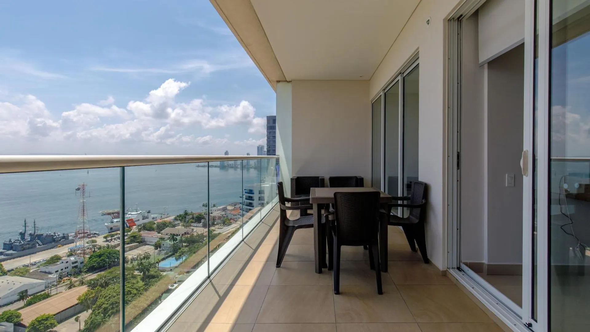 Apartamentos En Edificio H2 Bocagrande Cerca Al Mar Cartagena 0*,  Kolumbie