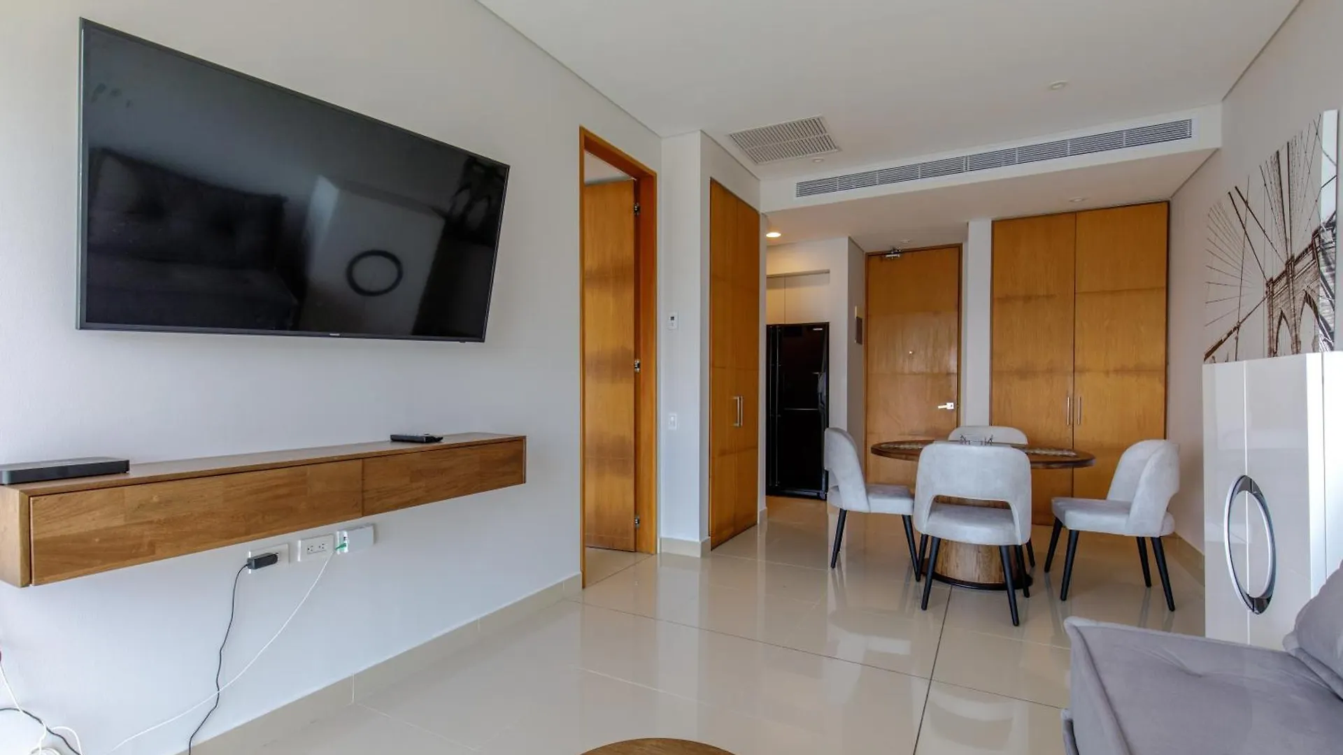 Apartamentos En Edificio H2 Bocagrande Cerca Al Mar Cartagena Apartmán