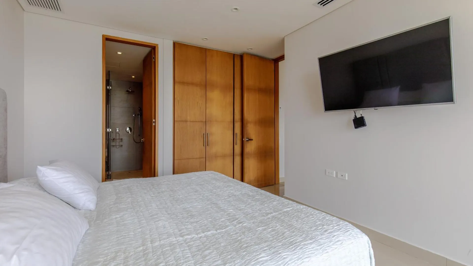 Apartamentos En Edificio H2 Bocagrande Cerca Al Mar Cartagena