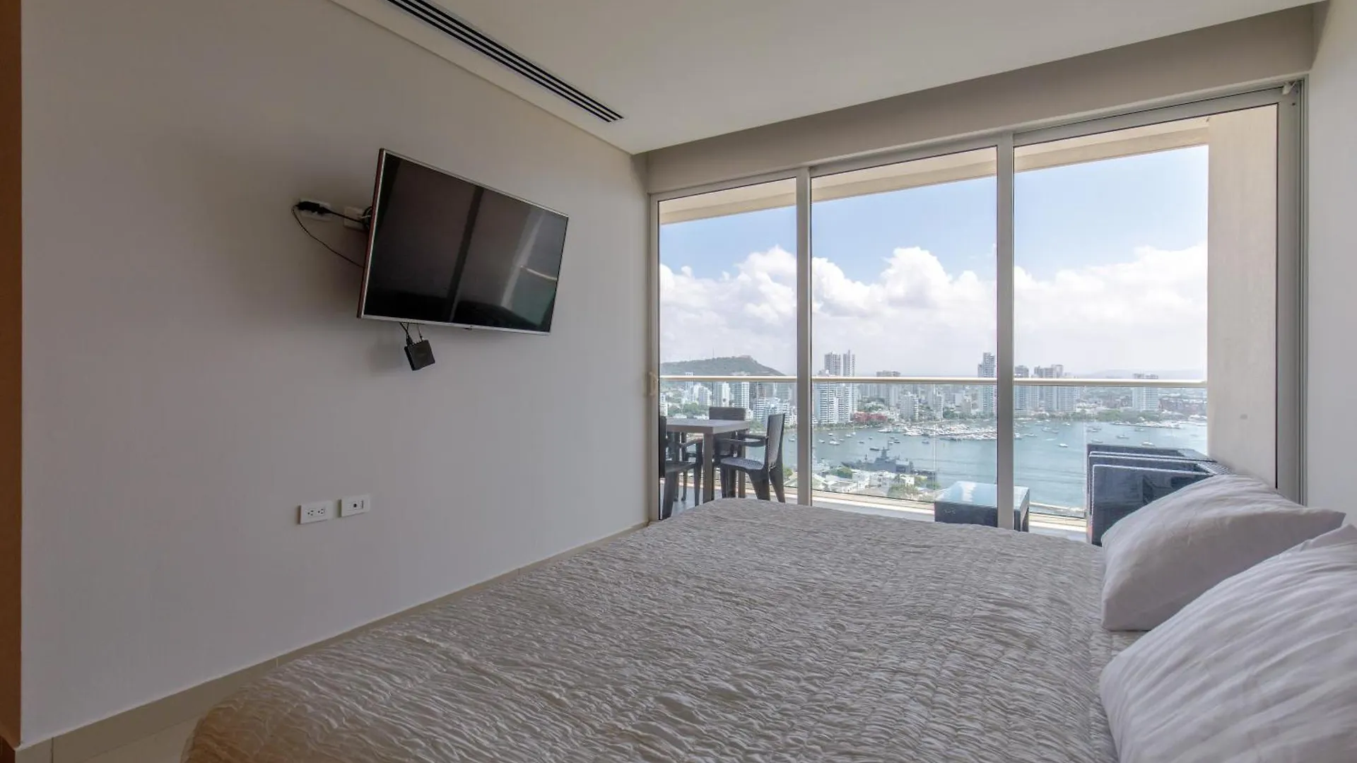 Apartamentos En Edificio H2 Bocagrande Cerca Al Mar Cartagena